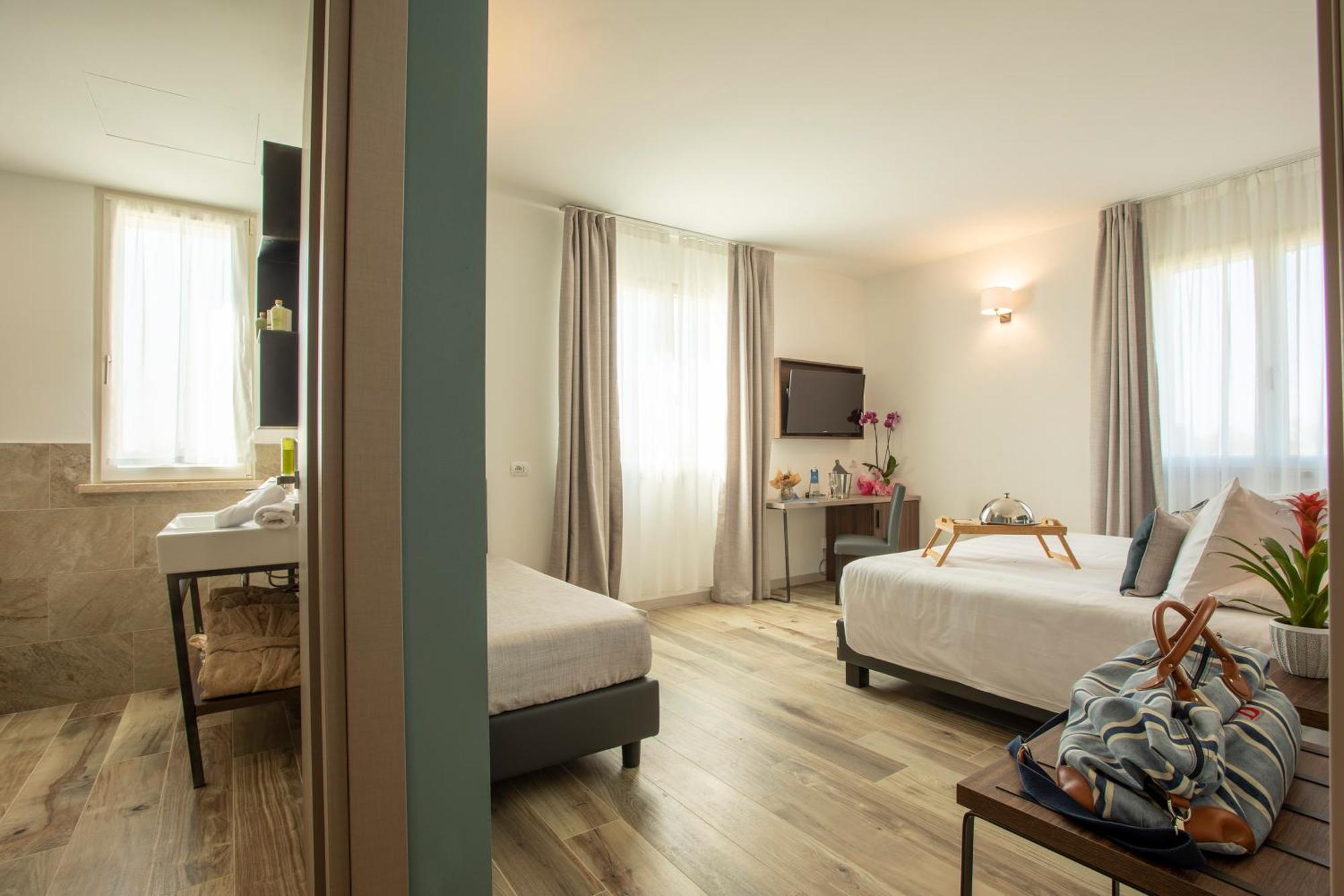 Riva Toscana Golf Resort & Spa Follonica Exterior photo