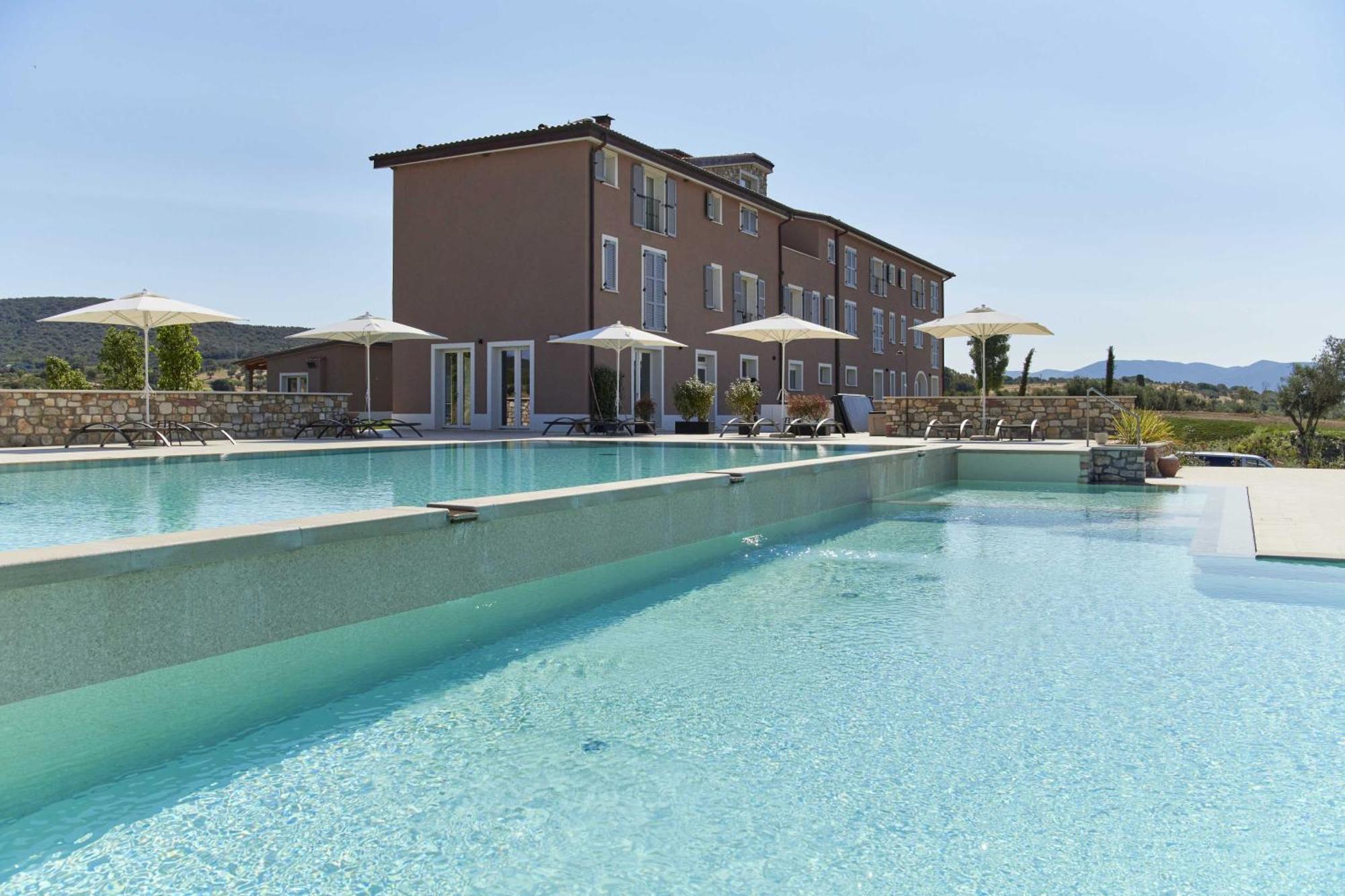 Riva Toscana Golf Resort & Spa Follonica Exterior photo